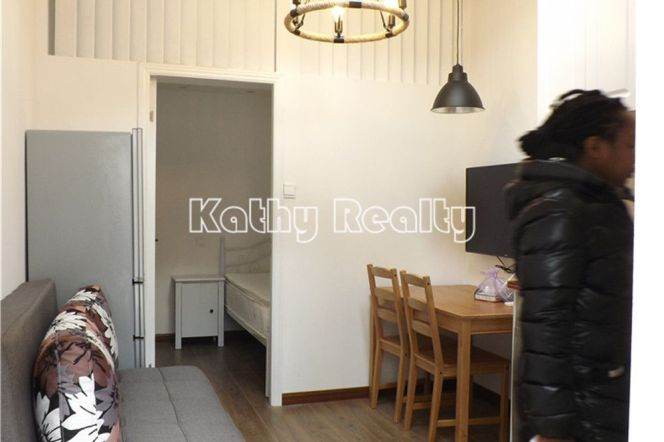 Nice 1br APT+outdoor Clean quiet Jianguo Rd 5k