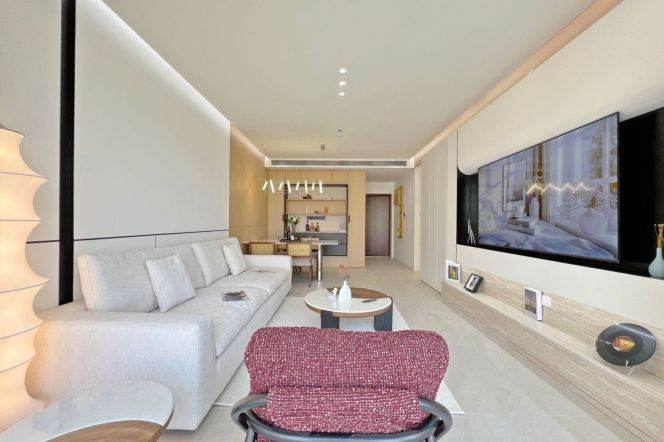 Luxury 3BR 2BA Residence in Premium Yanlord Town/Century Park