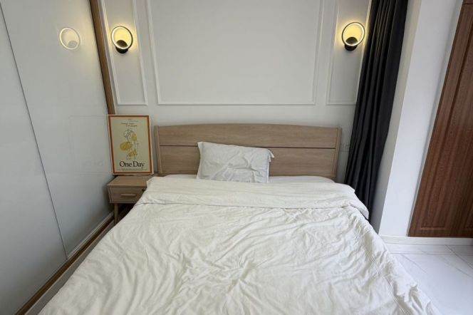 Xinhai Residential Area — Renovated 1BR with Cross-Ventilation — 6,800 RMB