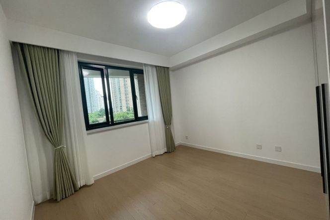 modern 3brs floor heating open balcony in Yanlord Huang pu river IFC Line 2,9,14 