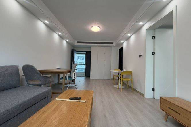 Changping Rd Station Elevator 1Br Line7 Nice Compound