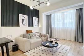 Jing'an Elevator Modern 1Br/2Lr/1Bt Close to L14 Wuding Rd Station 