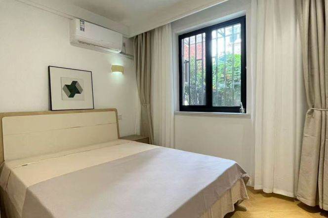 Jiangsu rd 1BR apartment with yard
