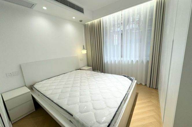 Modern&Cozy 1Br/2Lr/1Bt Close to L3/4 West Yan’an Rd Station 