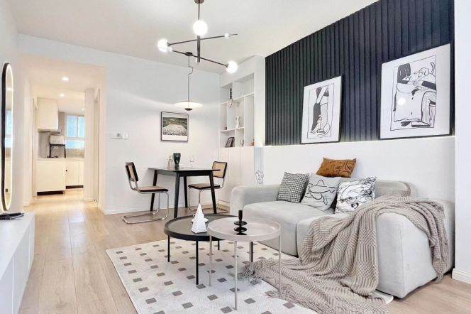 Jing'an Elevator Modern 1Br/2Lr/1Bt Close to L14 Wuding Rd Station 