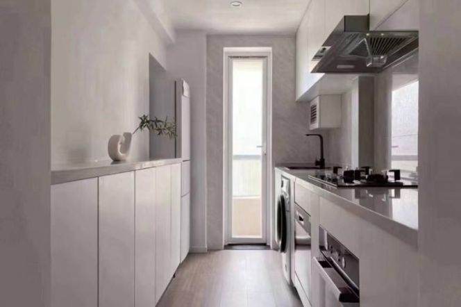 Open balcony 2+1Bdrs & 2Btrs Apt +wall heating+oven@L7/13 Changshou Rd