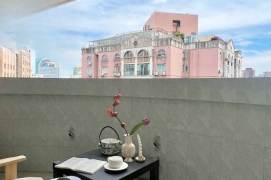 big room with balcony near Jingan temple, high floor with good views