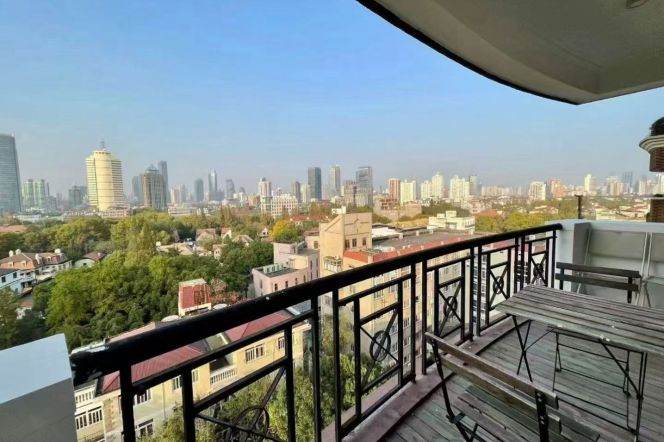 modern 3brs floor heating open balcony nice view on famous Heng shan road close Wu kang