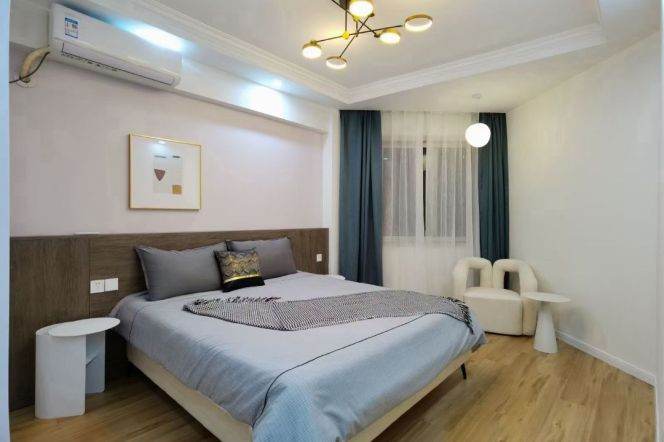 12k Cozy 2Br Nr Xujiahui line1/9/11