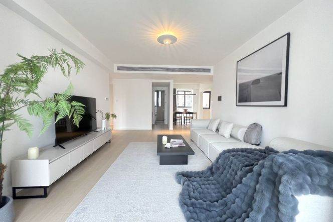 modern big 3brs floor heating modern furniture nice view beside Su zhou river line 2,15