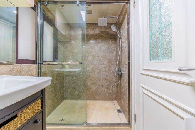 3BR 2BTH w/ Balcony nr IAPM