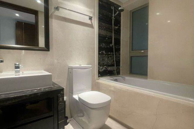 2BR 2BTH w/ Gym & Pool nr ChangPing RD M7