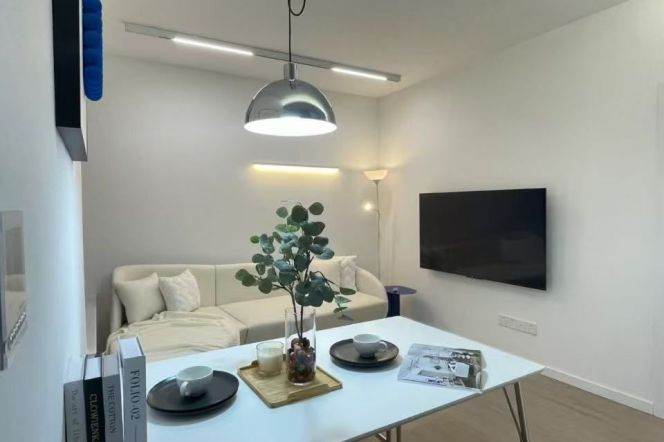 Weining rd elevator 2BR apartments