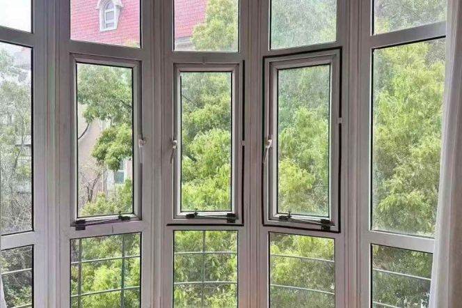 Hengshan Rd Station 3Br/2Bath with Open Balcony Line1/7