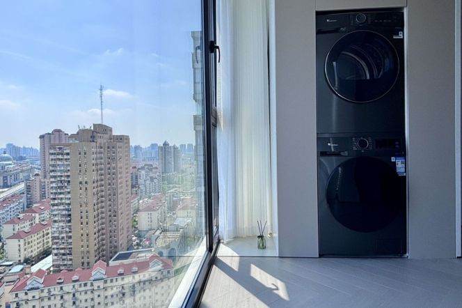 2Bdrs 1Bath Apt/Spacious&Modern&Bright/L3/4/11/14 Caoyang Rd/Nice Compound