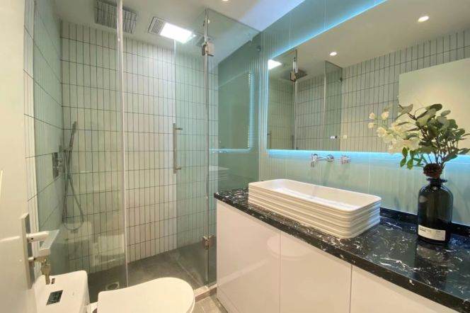Modern elevator 1br Nr Jiangsu road M2/11