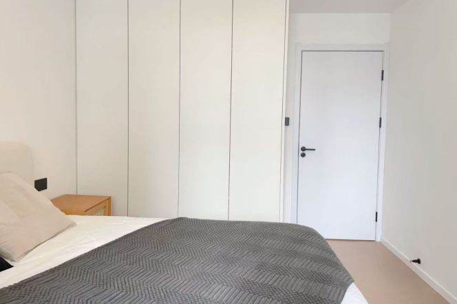 Renovated 1br apt nr Zhongshan Park Line 2/3/4