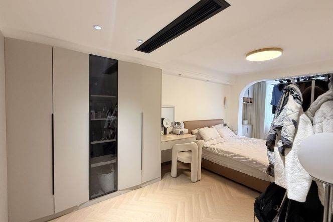 Sunny 1 BR Apartment Putuo Zhenping Rd L3/4/7