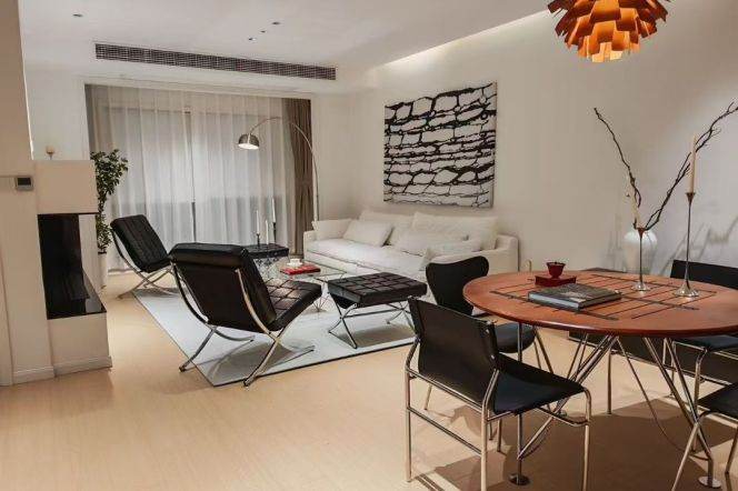Modern 1br Nr Shanghai indoor stadium M1/4