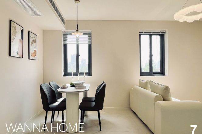 Surrounded By Windows/Jiangsu Rd/Brand New/Elevator/Balcony/Large Storages/Heater/Cozy2br