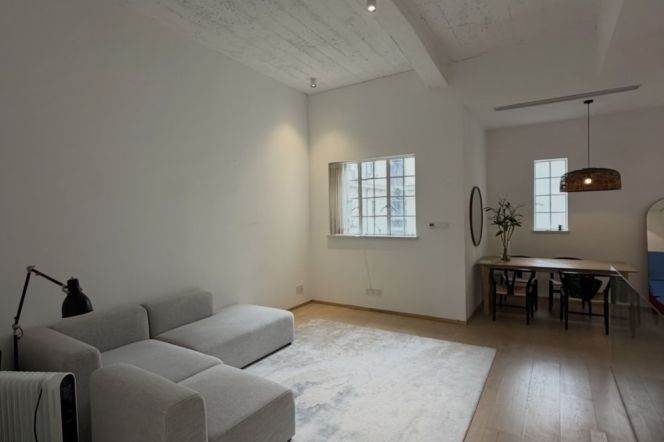 Beautiful 2brs@floor heating near West Nanjing Road