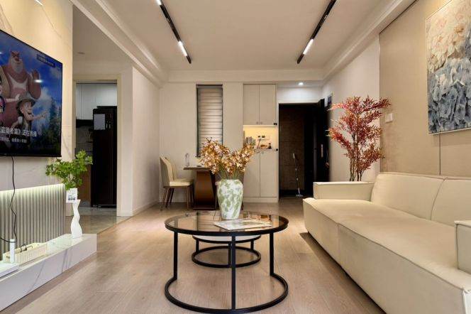 Datong Garden | Bright 1BR | 12,000 RMB/month