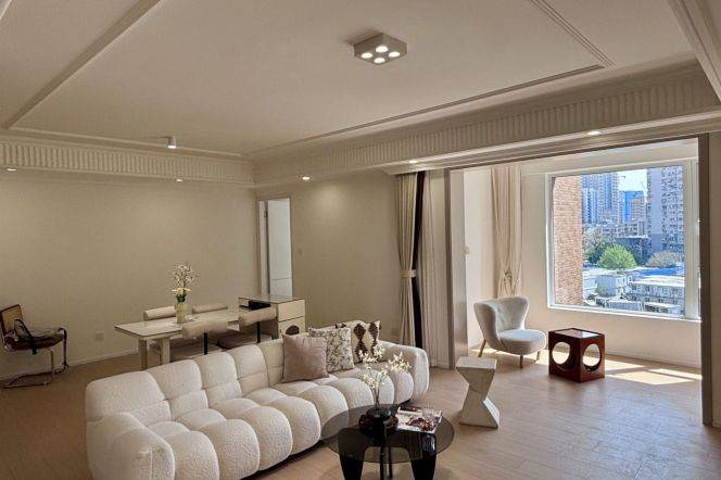 2Bdrs 1Bath /Spacious&Bright /Line 3 Dongbaoxing Rd/Zhongxing Rd/Elevator/Parking