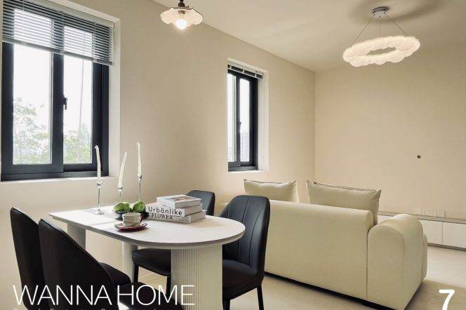 Surrounded By Windows/Jiangsu Rd/Brand New/Elevator/Balcony/Large Storages/Heater/Cozy2br