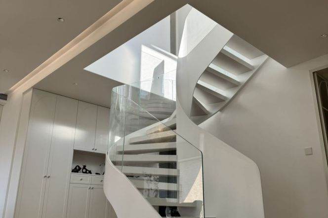 brand new duplex 3brs plus study big terrace  river view floor heating beside Huang pu river 