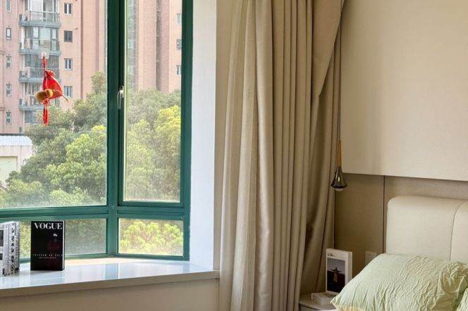 Datong Garden | Bright 1BR | 12,000 RMB/month