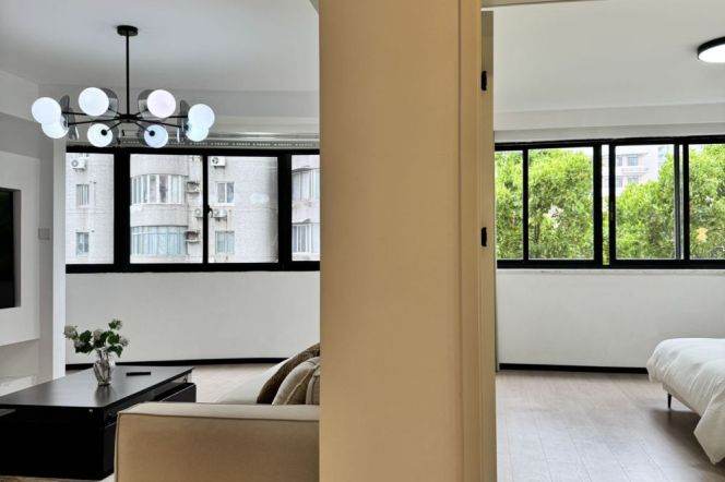 Spacious 4Br-2bathr 200Sqm + Green view | 0 step to Zhongshan Park Metro L2/3/4