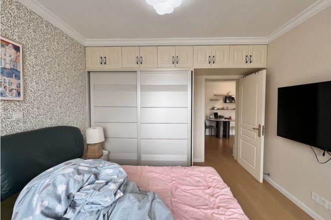 Tasty 2br apt,floor heating,Line 9,SUIS,Korean Town