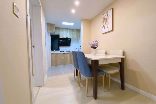 Elevator Apt 2br/1bt close to Plaza 66