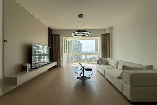 Brand new 3brs with floor heating belong to Lujiazui