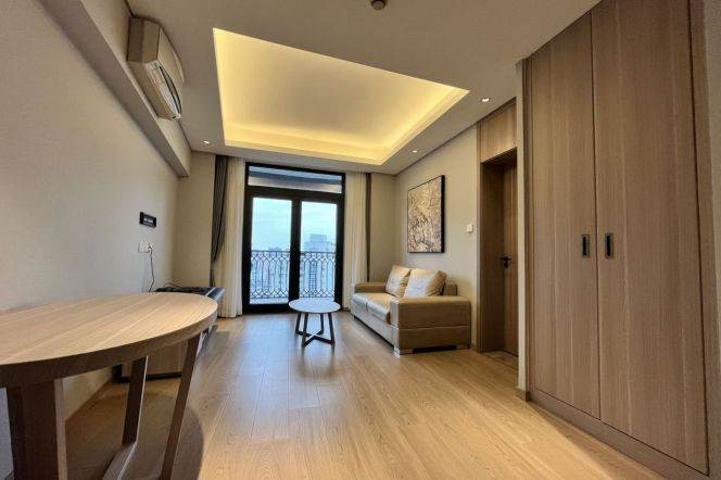 Elevator 1br-Zhaojiabang Road - 2 minutes to Line 9/12 - Jiashan Road