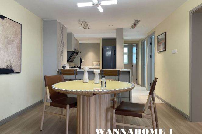 Large Balcony/Spacious&Modern 3Bdrs 2Baths/L14 Wu Ding Rd+ Jing An Temple/Nice Compound