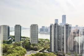 brand new super modern 3brs floor heating brand new furniture river view in Lujiazui near IFC