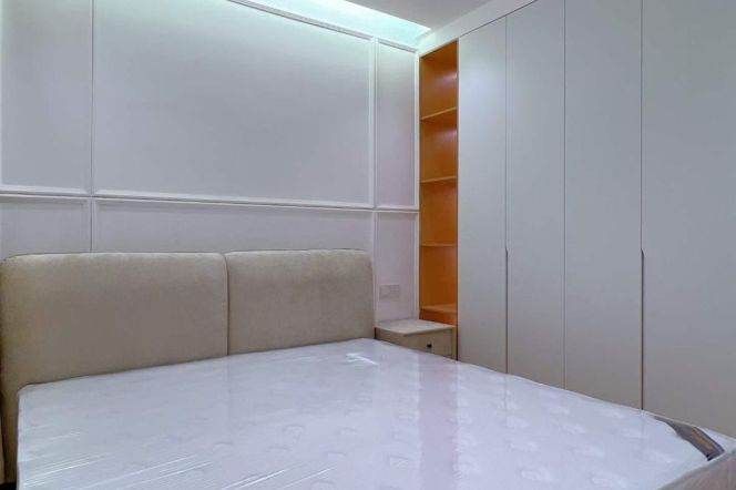 Spacious 1br 2lr/elevator/separate living room/bright room,SH Swimming Center@L11