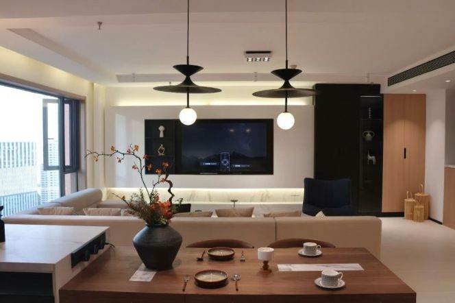  Luxury Lujiazui Residence | 230sqm, 3-Bed with Panoramic Skyline Views