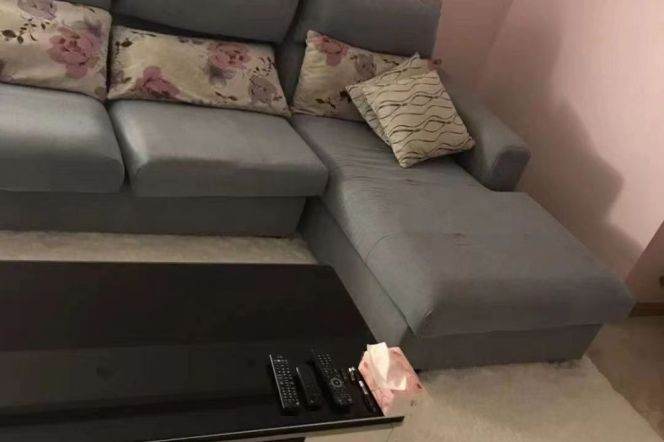 A real cozy master room at Line 10 Hangzhong Lu station