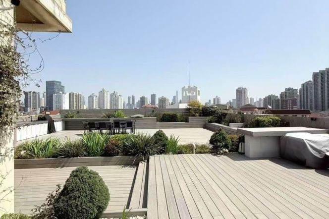 Taiyuan villa, with an oversized garden terrace, at Hengshan Road subway station