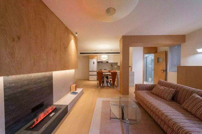 2 Brs with Open Balcony/Floor heating/Central ac, 110 sqm @ Zhongshan park L2