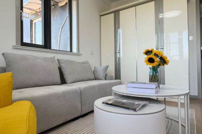 Elevator Spacious 1Br/2Lr/1Bt Close to L3/4 West Yan’an Rd Station 