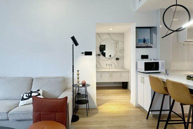 Elevator 1br-Jiangning Road - 10 minutes to Line 2/12/13 - Nanjing West Road