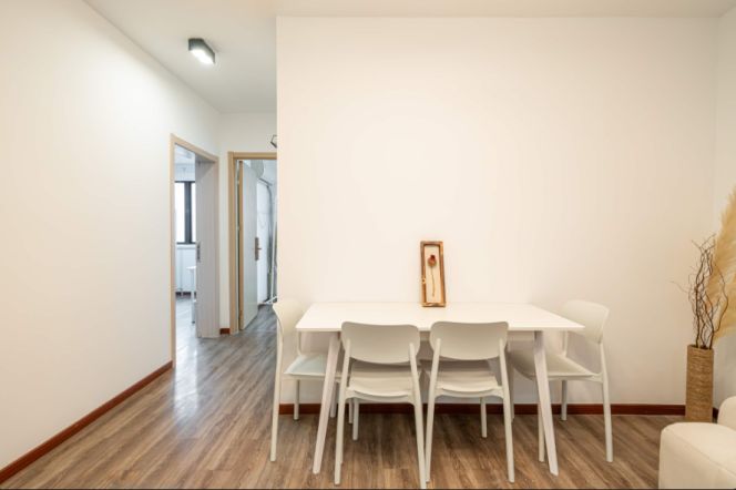 FLEX-006 | Putuo — Modern Riverside Co-Living — 15,000 RMB