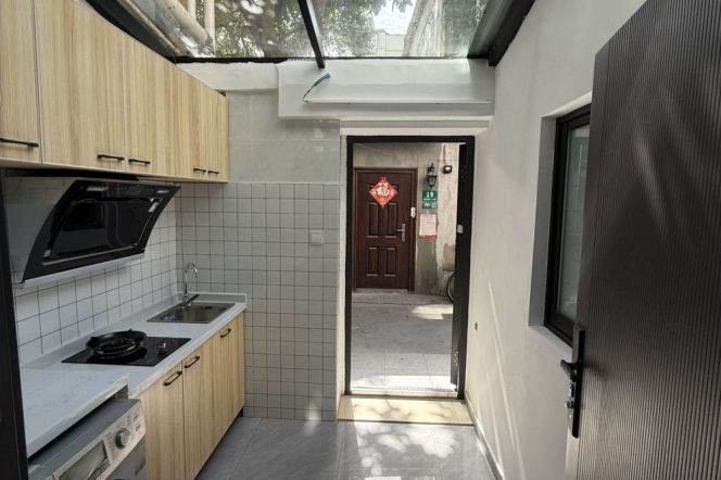 Lovely n cozy 1br near Mid Huaihai rd station 