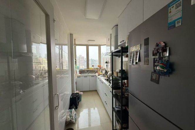 Jing'an temple elevator 1BR apartment
