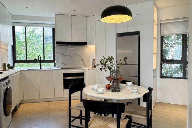 Good property |Standard 1Br 90Sqm +Elevator  | West Nanjing rd Mt L2/12/13