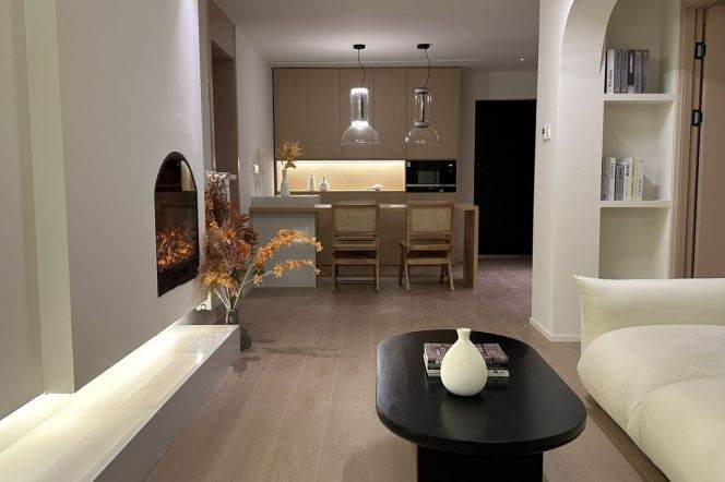 Modern designed 2brs apt MTR Jiaotong university 