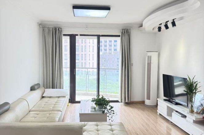 changshou rd elevator 2BR/110sqm@L7/13